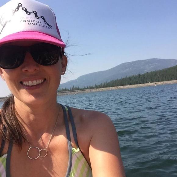 Meet your Posher, Alison - Picture 1 of 1